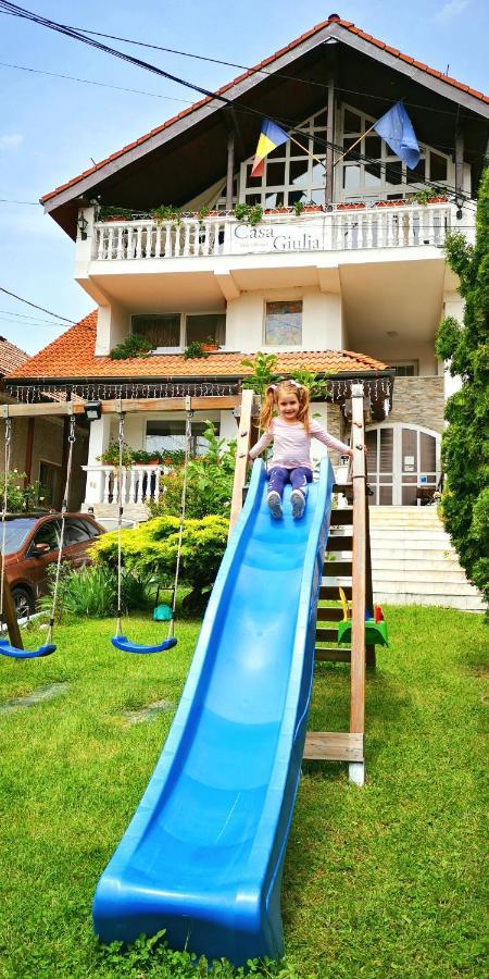 ホテル Casa Giulia Băile Olăneşti エクステリア 写真
